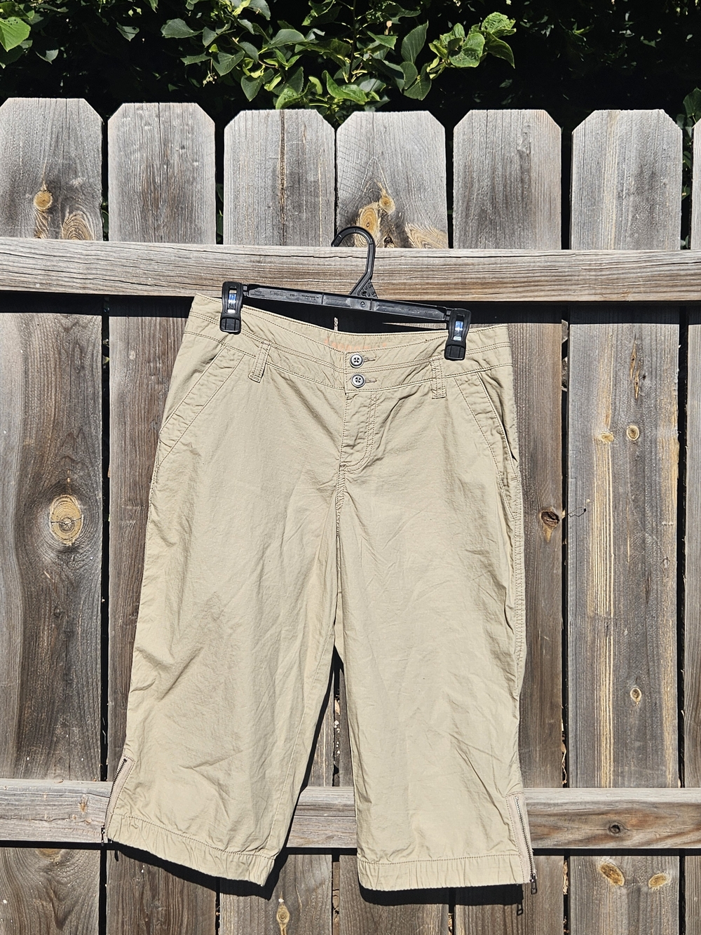 Sonoma LifeStyle Khaki Skimmer Shorts Cotton 6 Mom Modest Knee Length Y2k Loose